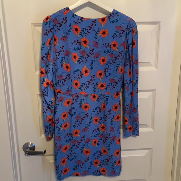 ASTR Dress - Picture 4 of 5